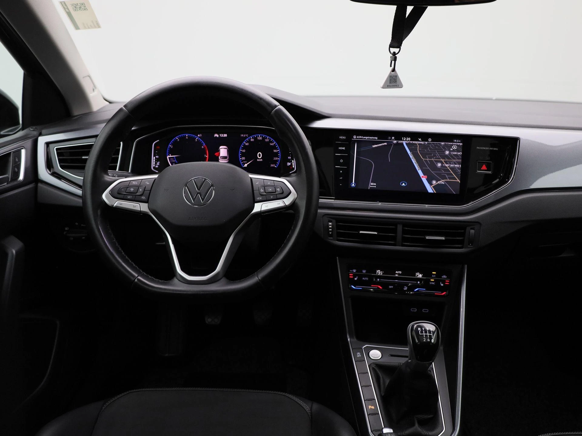 Volkswagen-Taigo-image-6
