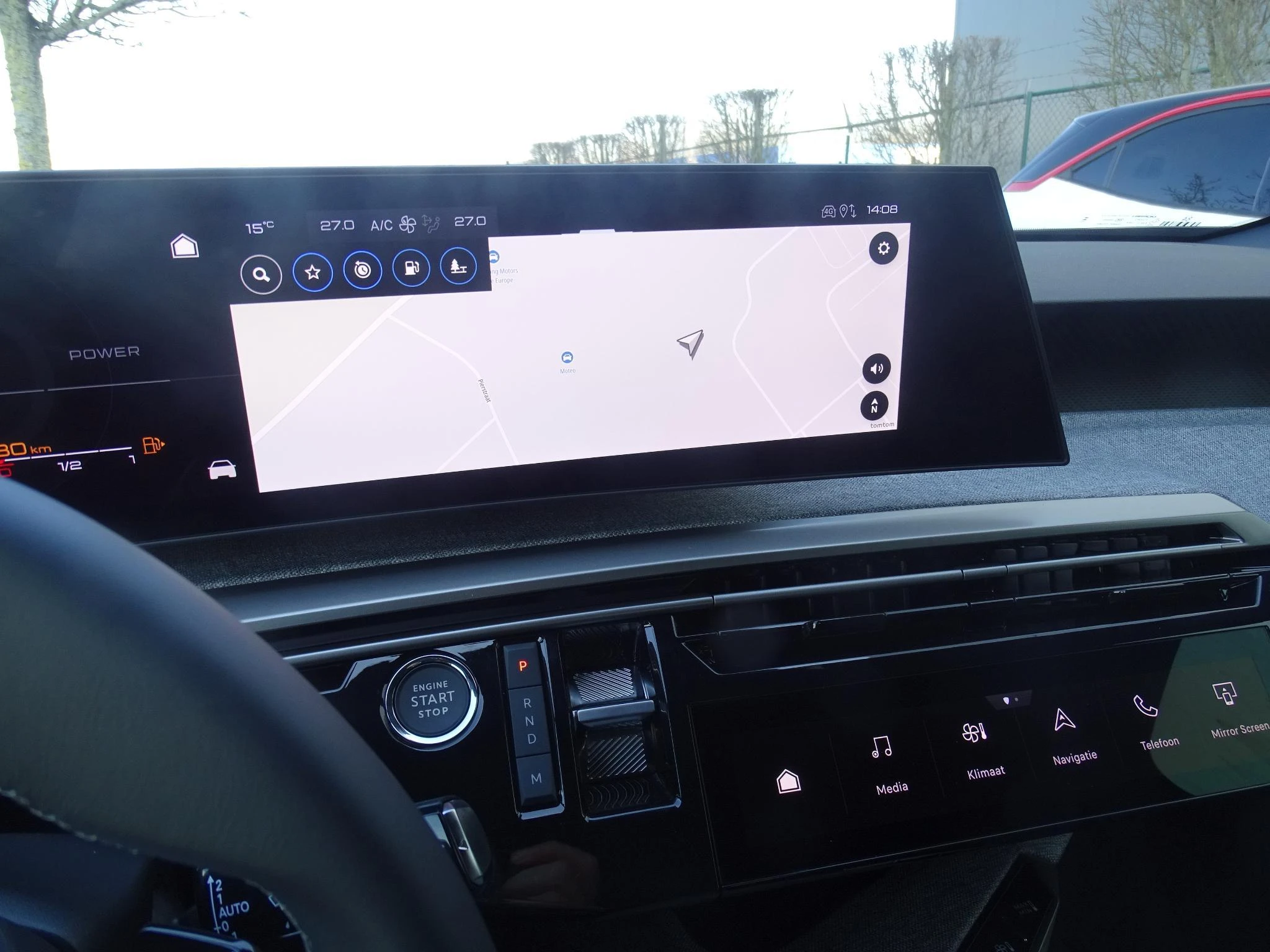 Peugeot-e-5008-image-11