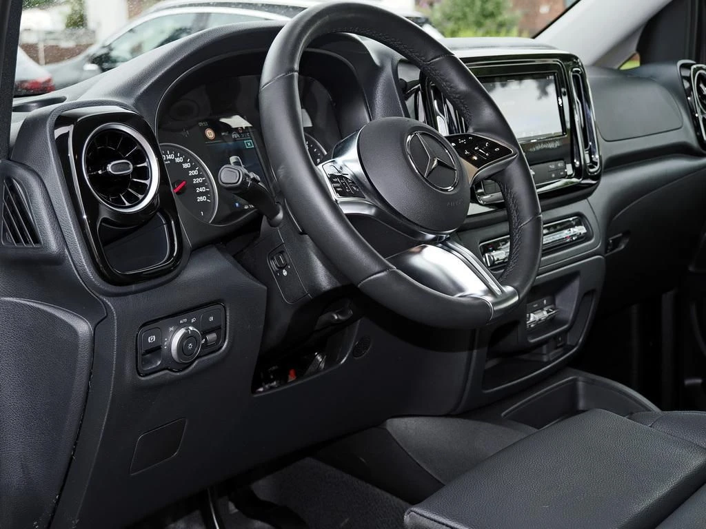 Mercedes-Benz-Vito 124-image-7