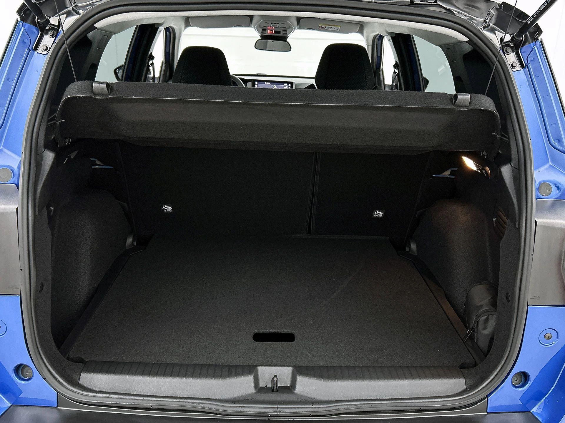 Opel-Frontera-image-16