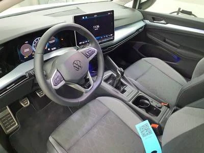 Volkswagen-Golf-image-2