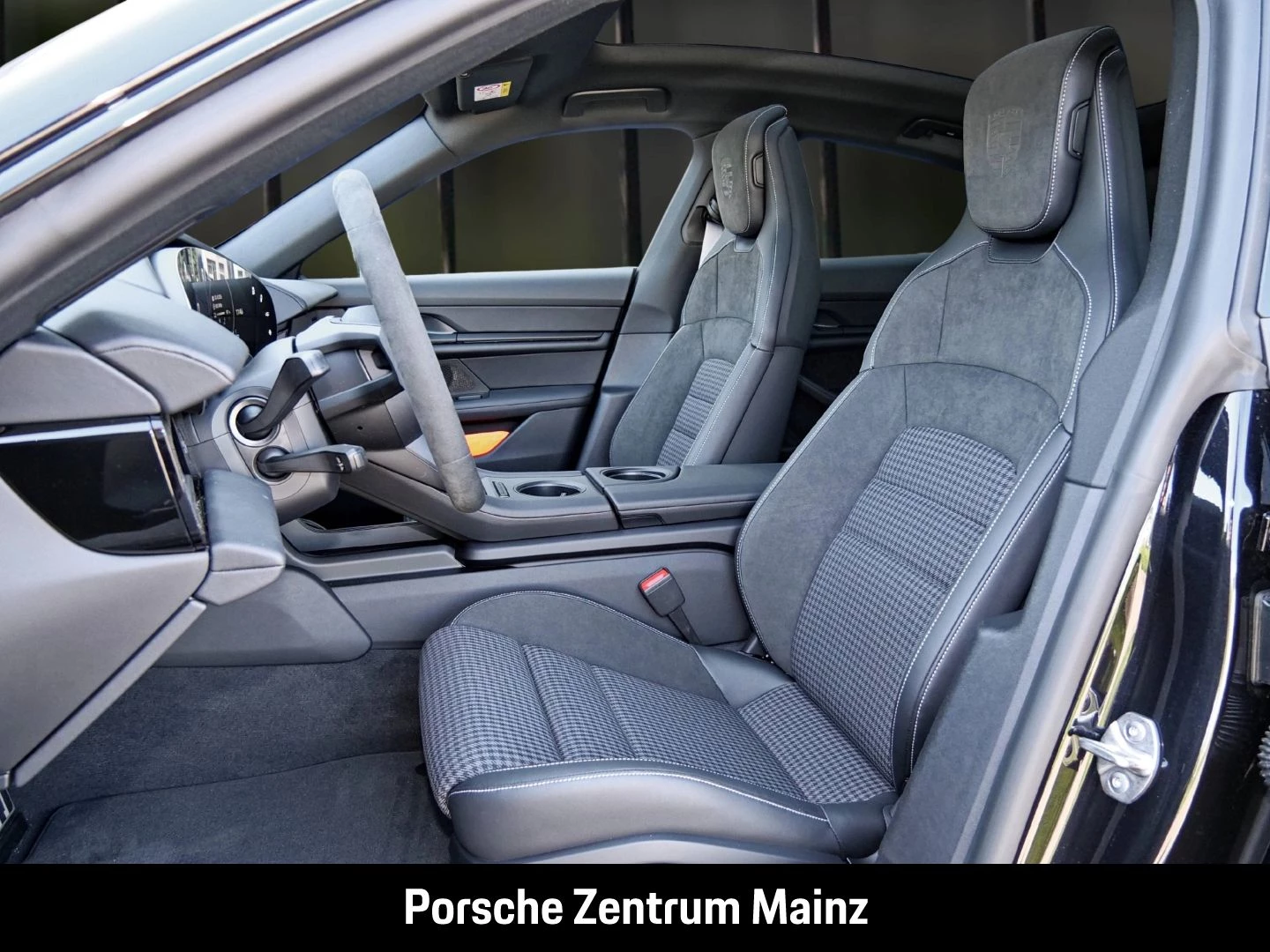 Porsche Taycan 4 Black Edition InnoDrive Head-Up BOSE black edition