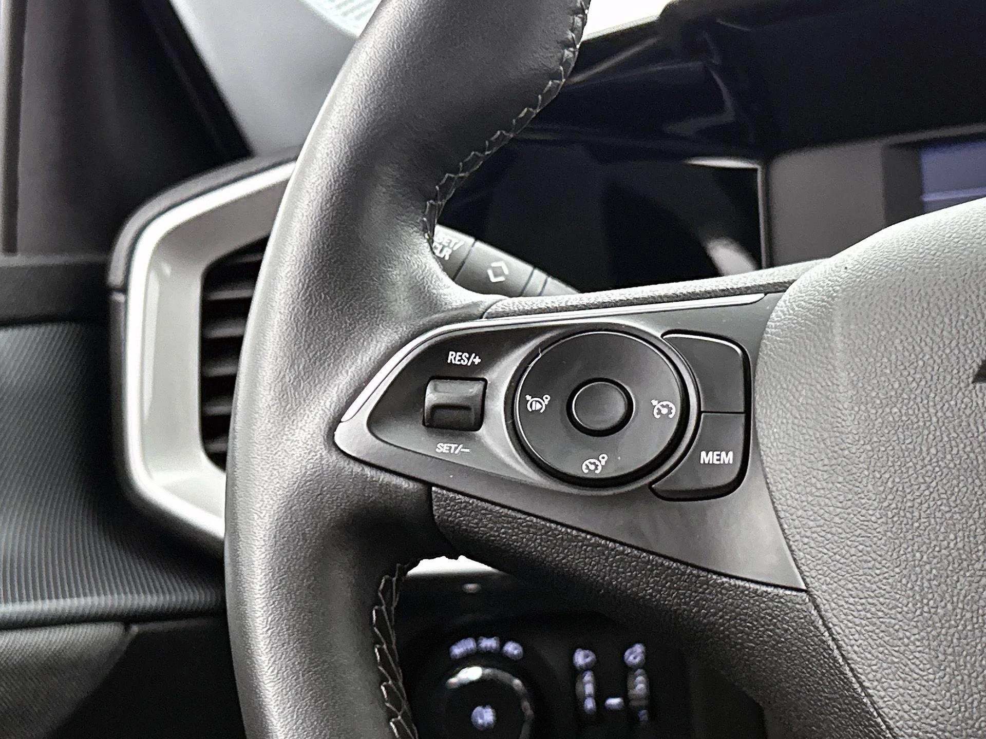 Opel-Mokka-e-image-5