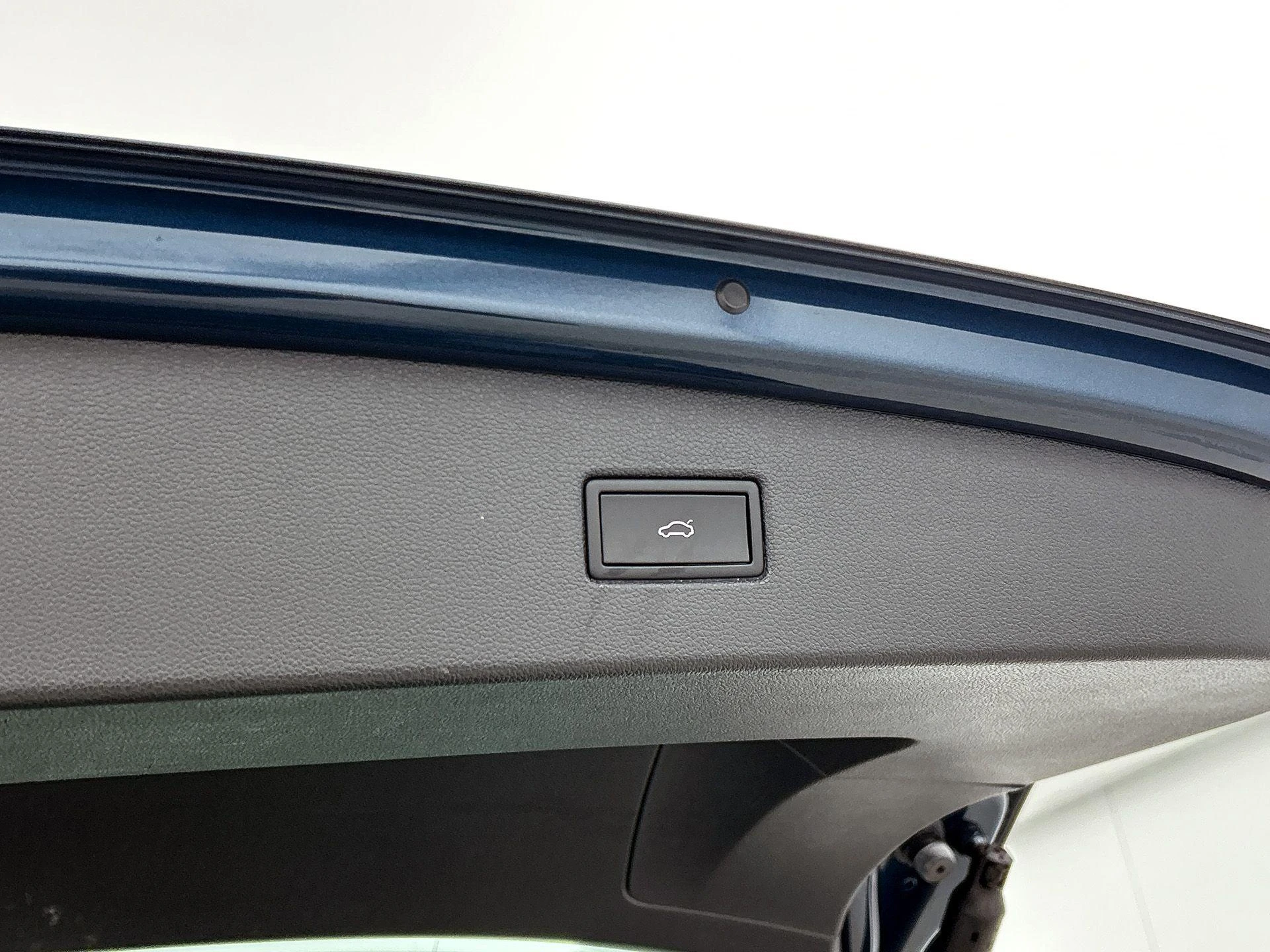 Volkswagen-Tiguan-image-15