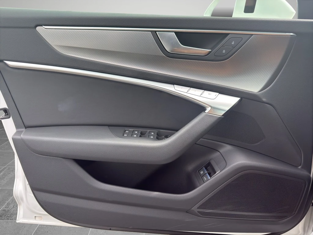Audi-A6-image-13