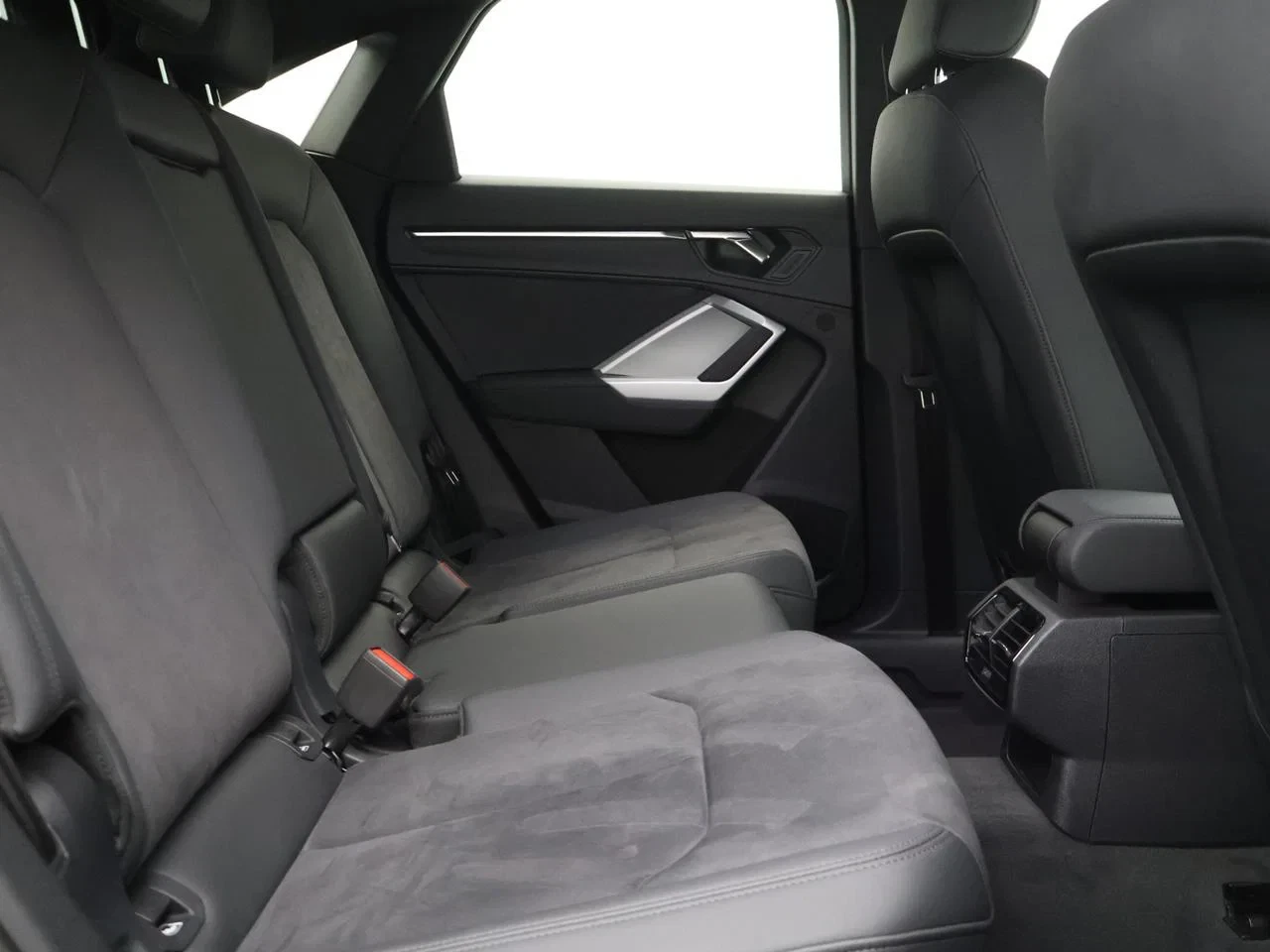Audi-Q3-image-12