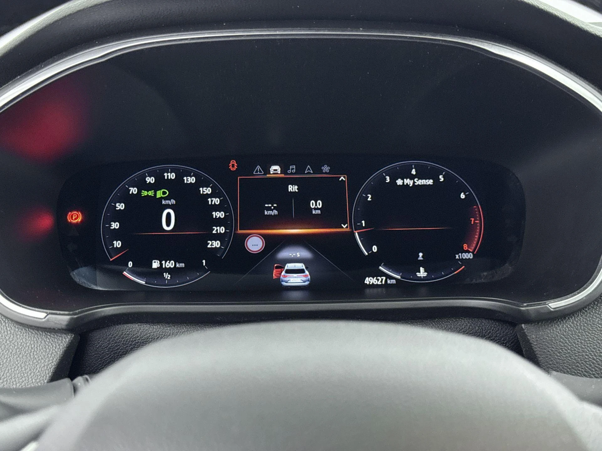 Renault-Mégane Estate-image-8