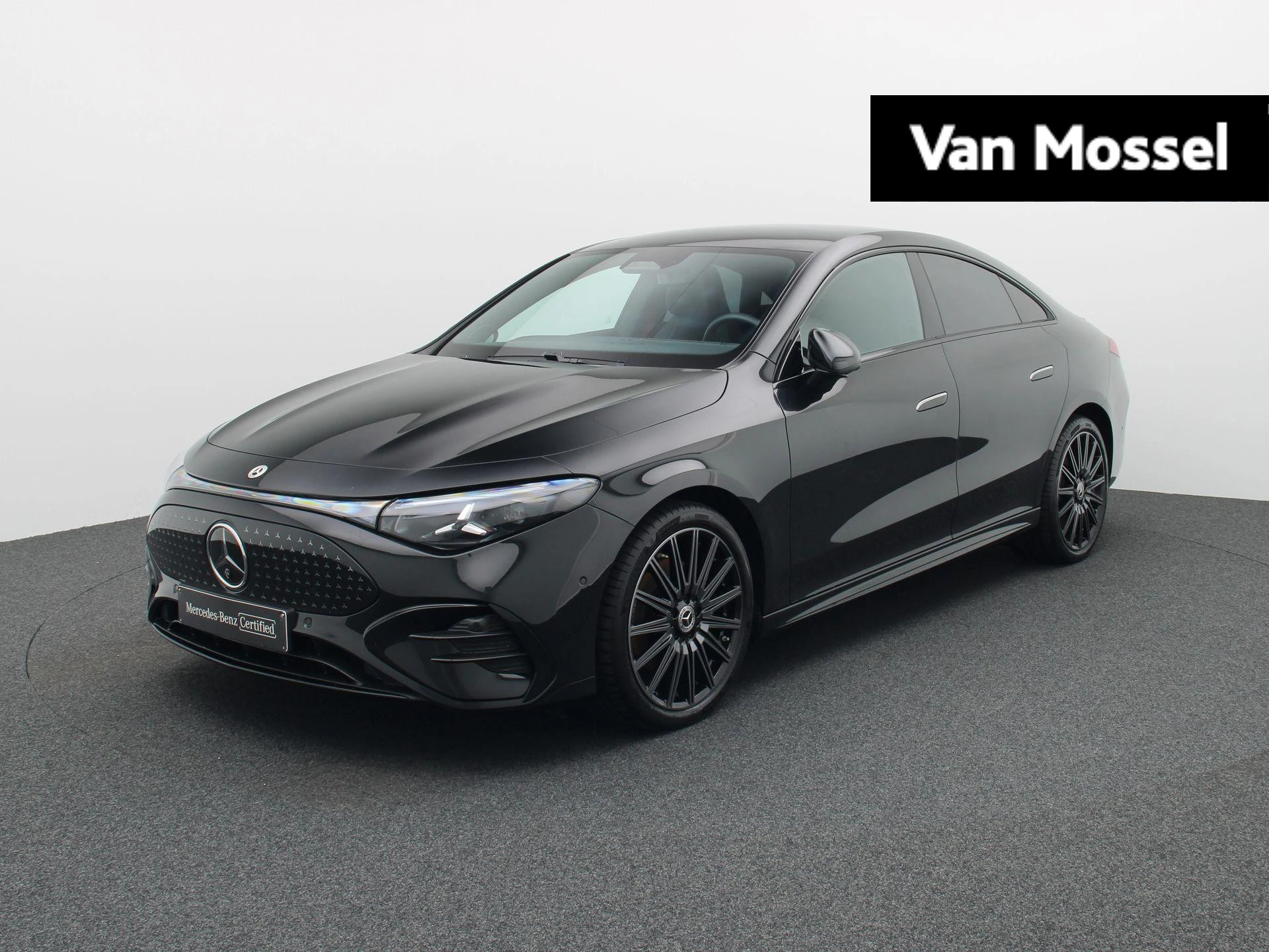 Mercedes-Benz-CLA-image-0