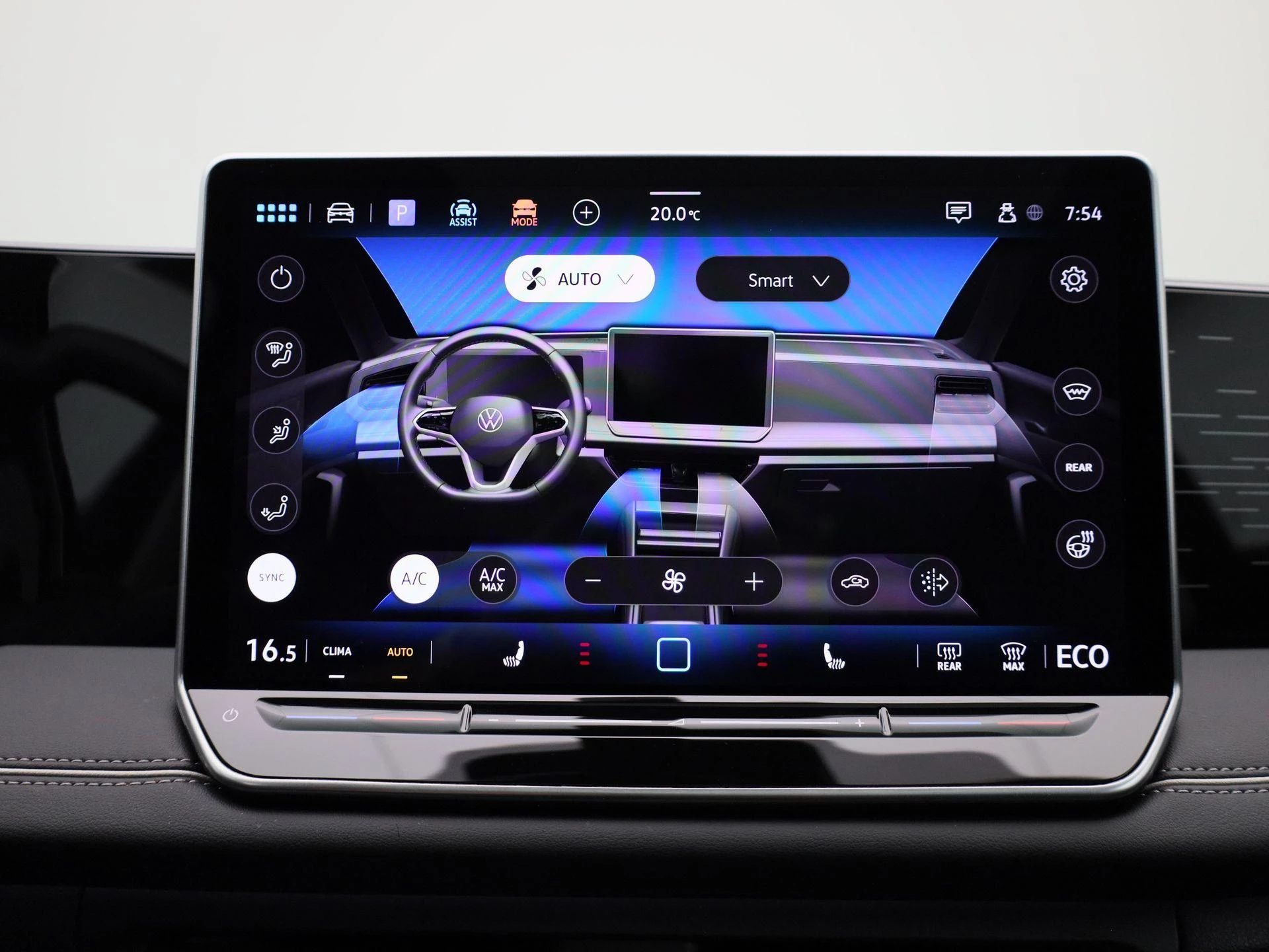 Volkswagen-Tiguan-image-17