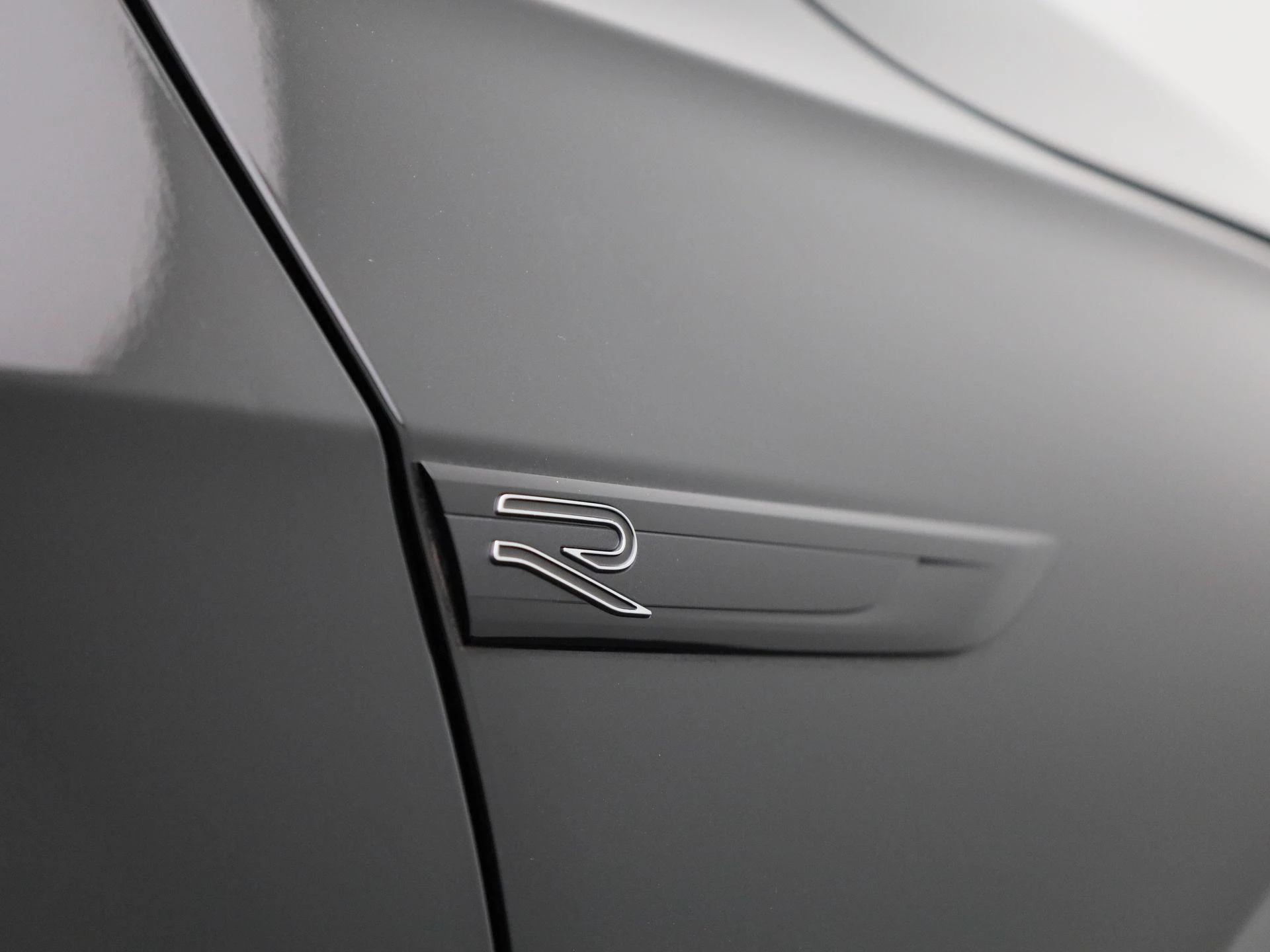 Volkswagen-Golf-image-35