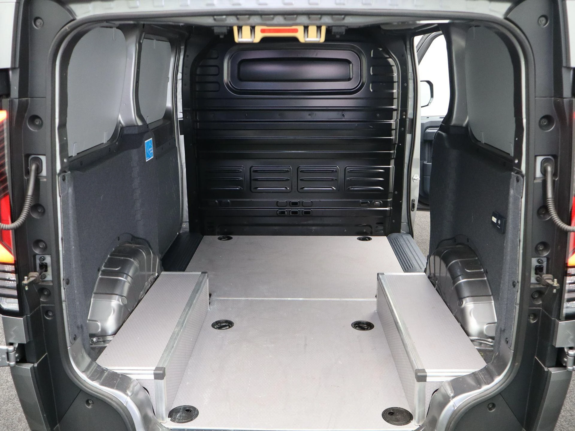 Kia-PV5-image-27