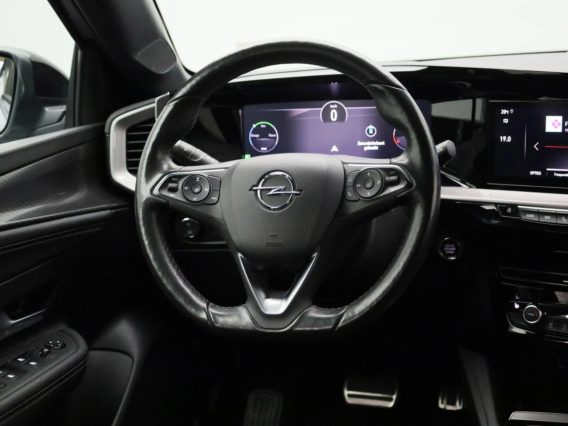 Opel-Mokka-e-image-11