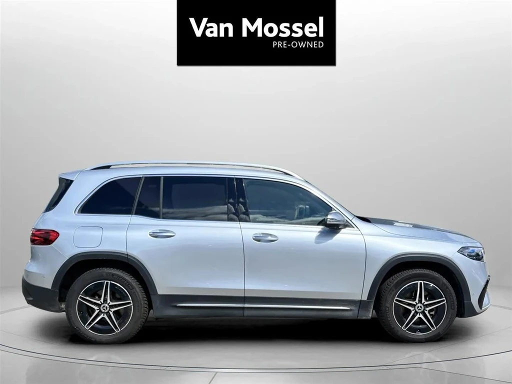 Mercedes-Benz-EQB-image-3