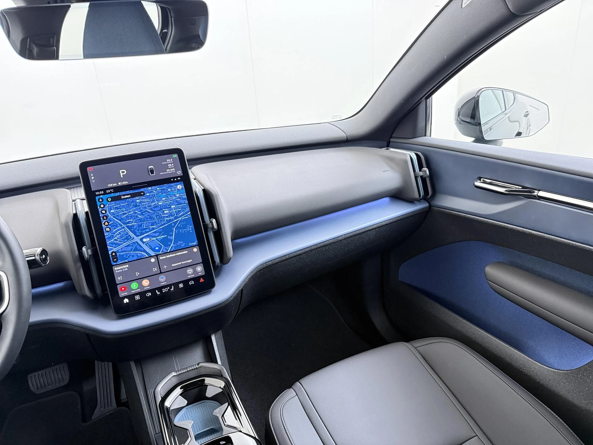 Volvo-EX30-image-18