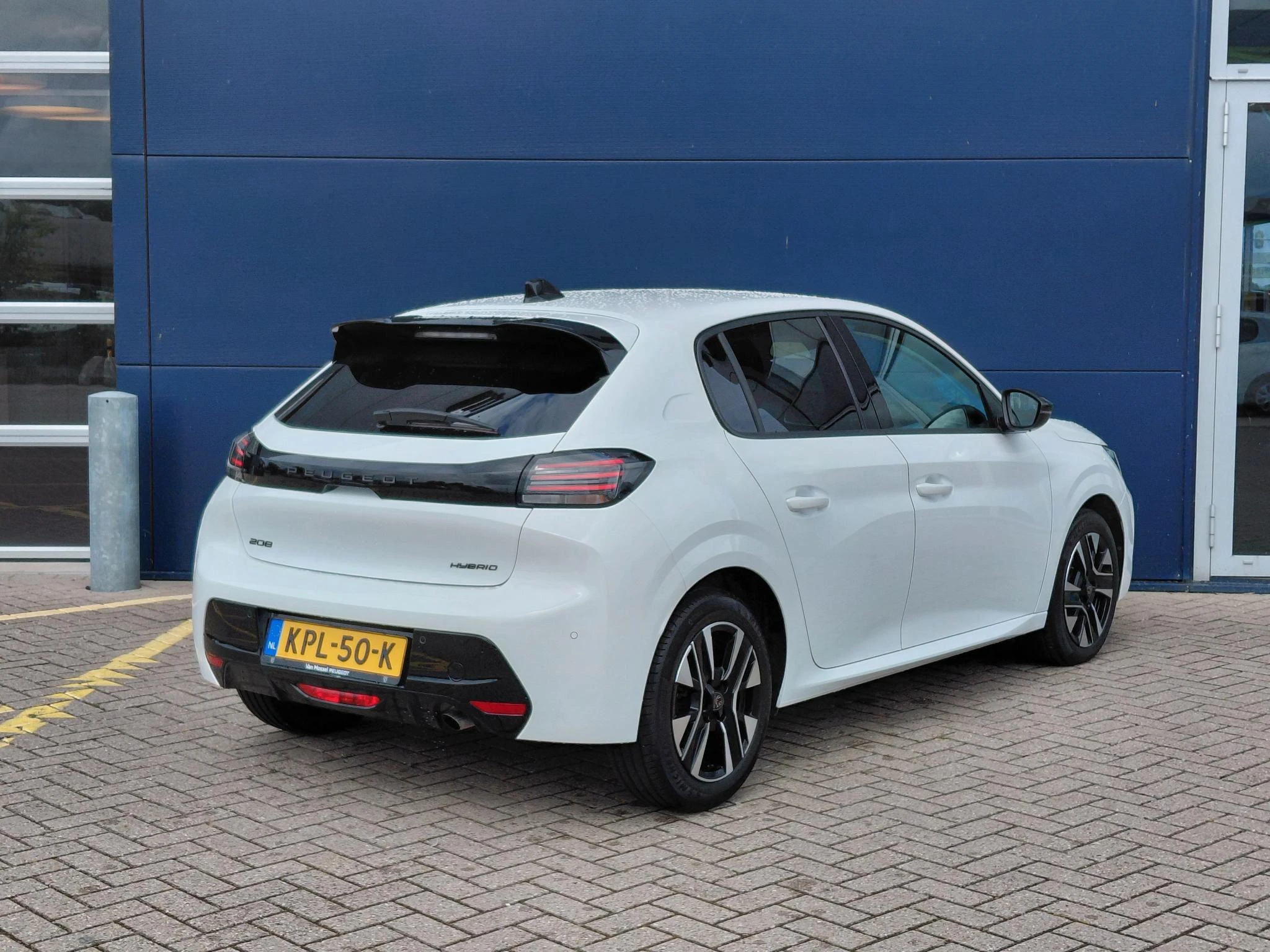 Peugeot-208-image-5