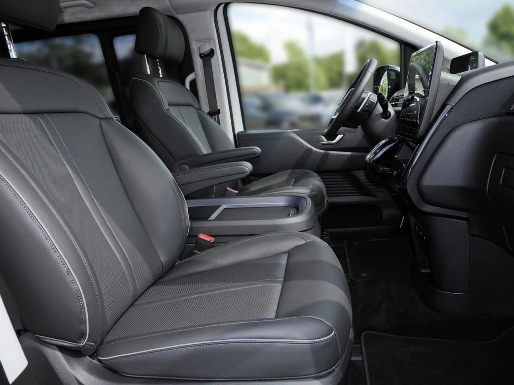 Hyundai-Staria-image-13