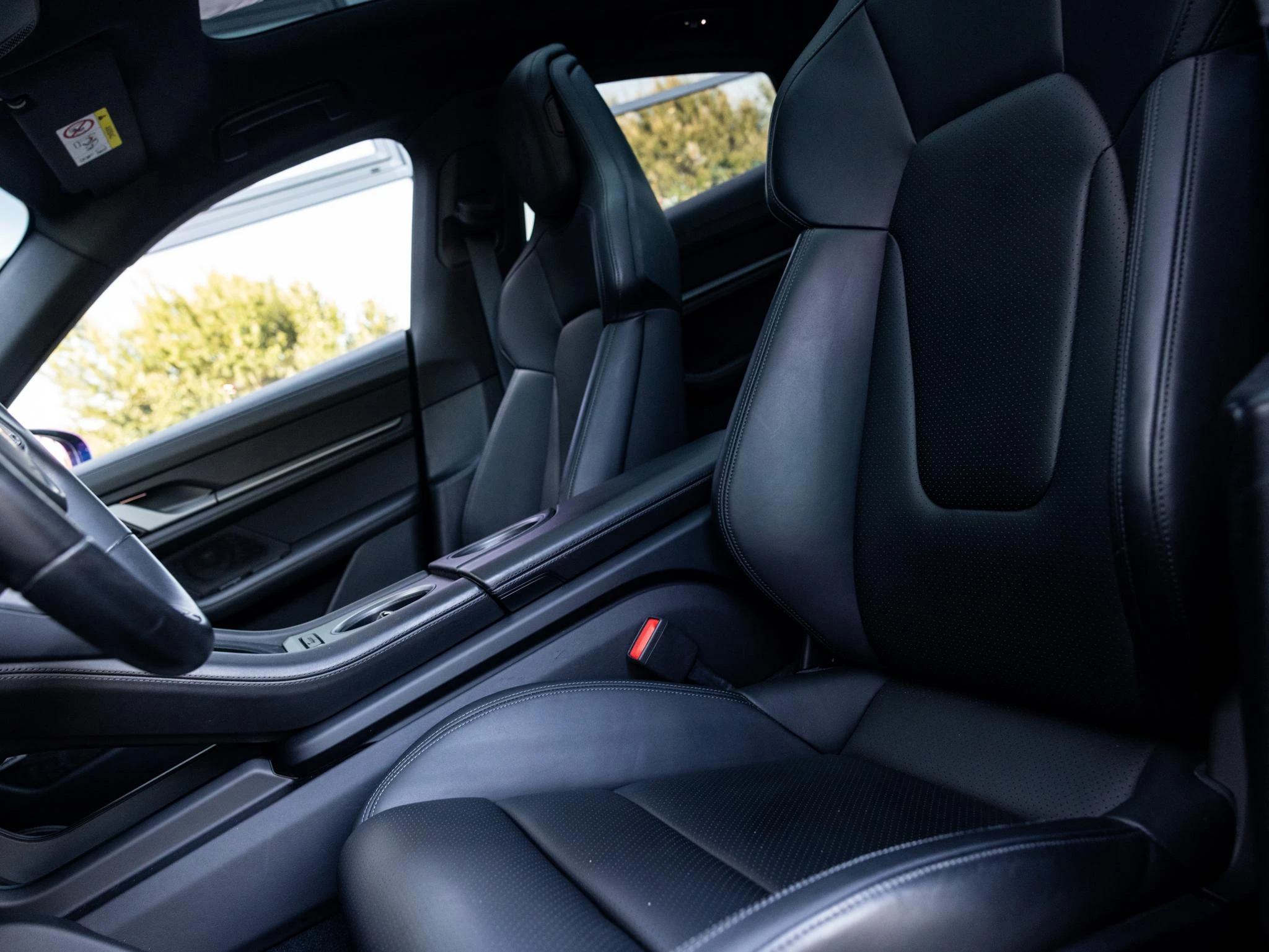 Porsche-Taycan-image-27