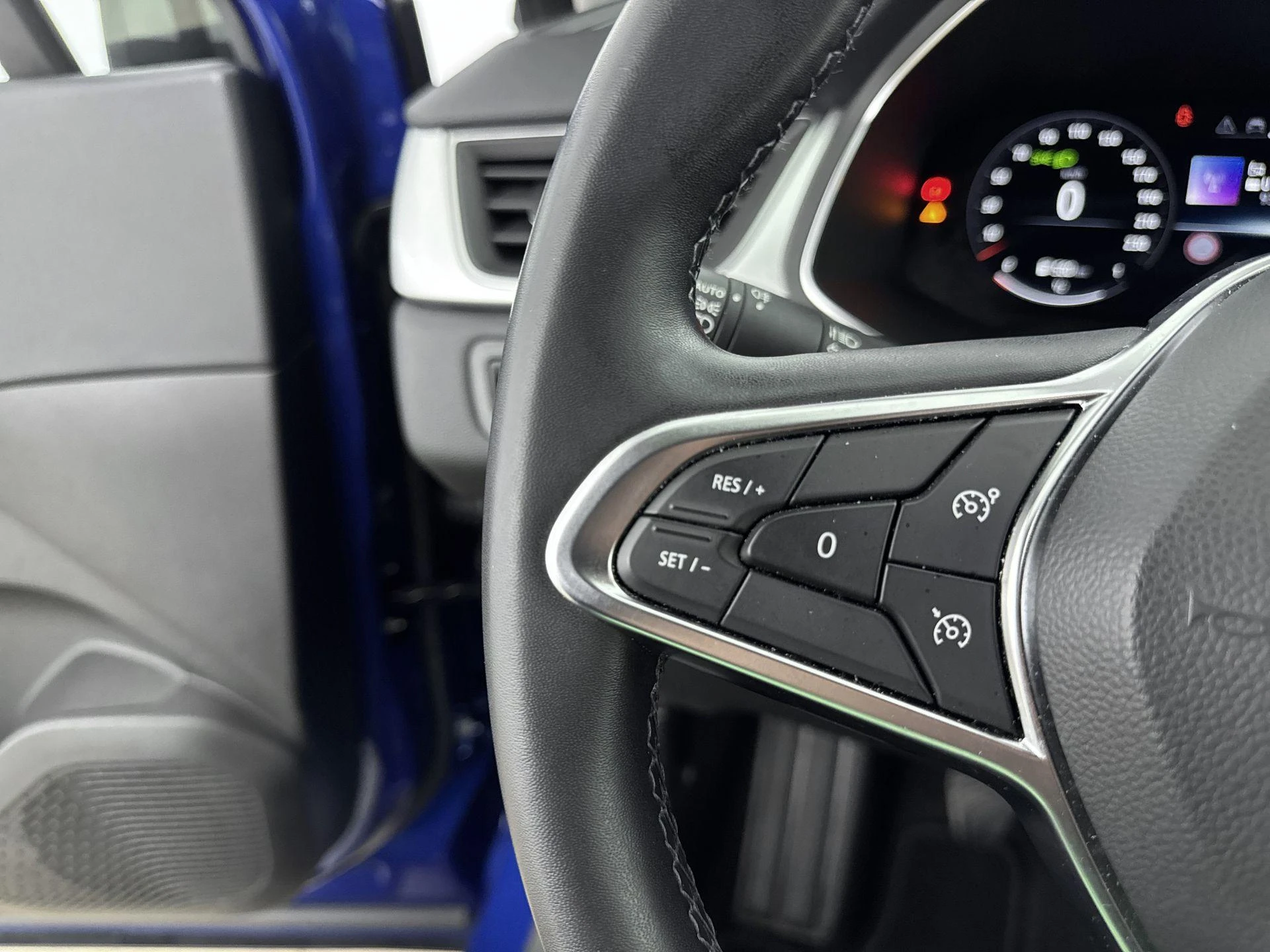 Renault-Captur-image-5