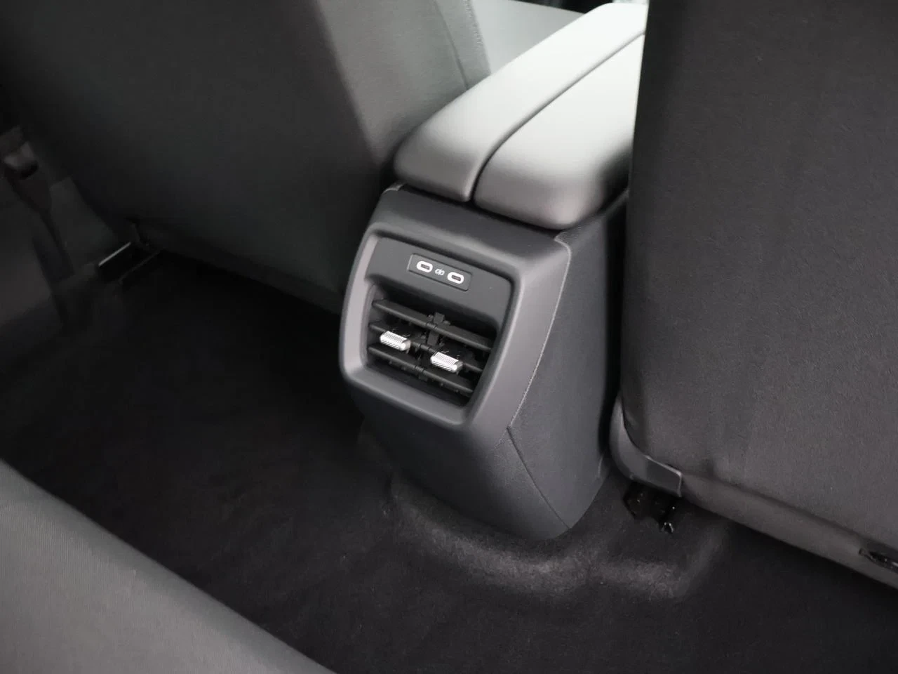 Volkswagen-ID.3 Neo-image-27