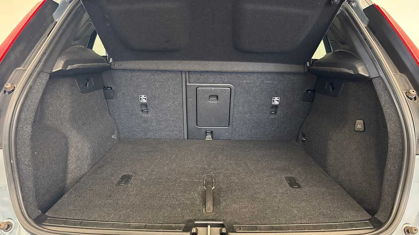 Volvo-XC40-image-11