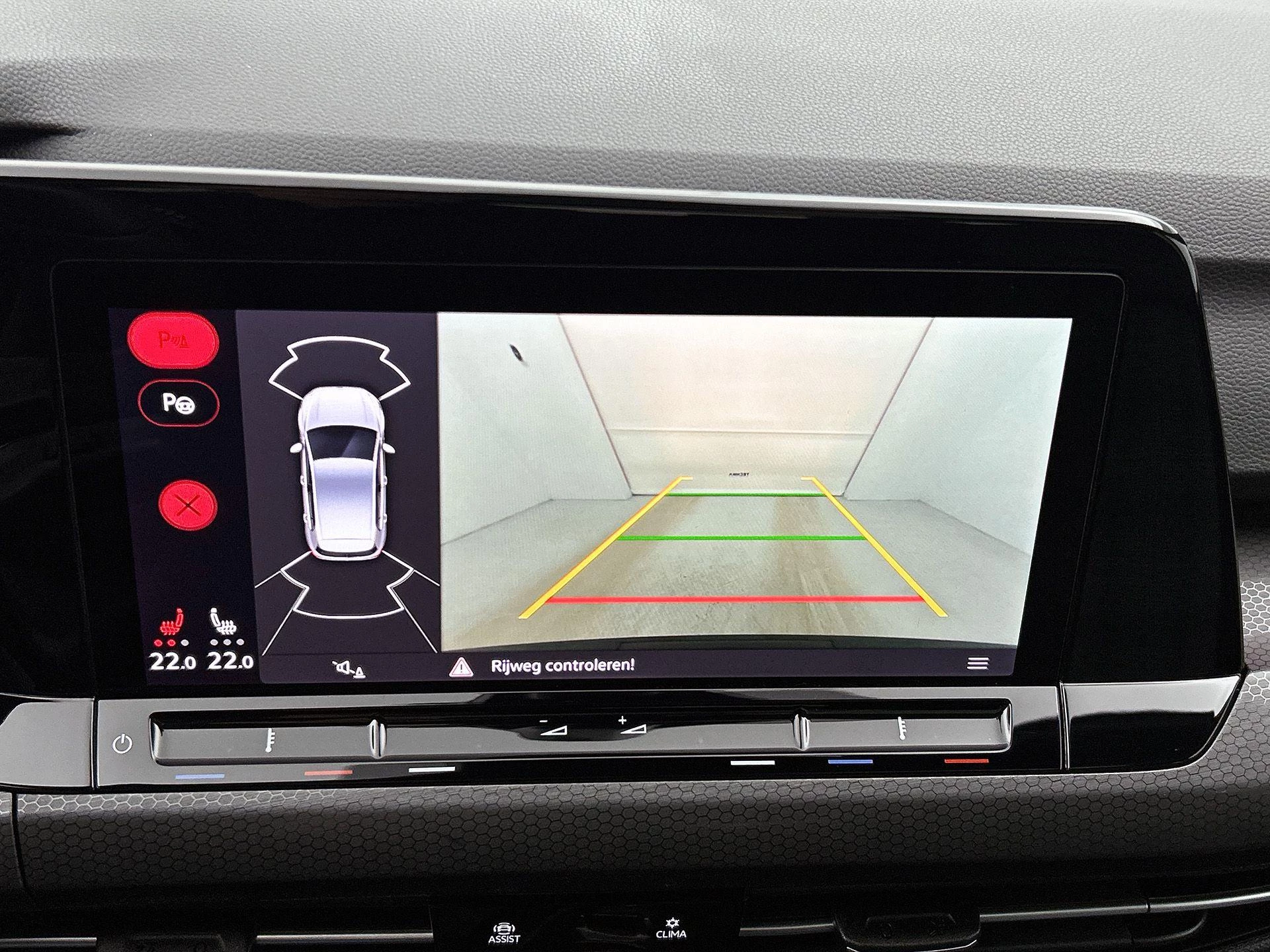 Volkswagen-Golf-image-15