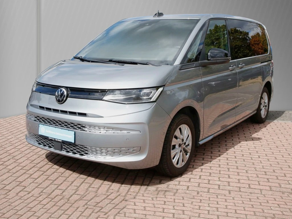 Volkswagen-Multivan-image-1
