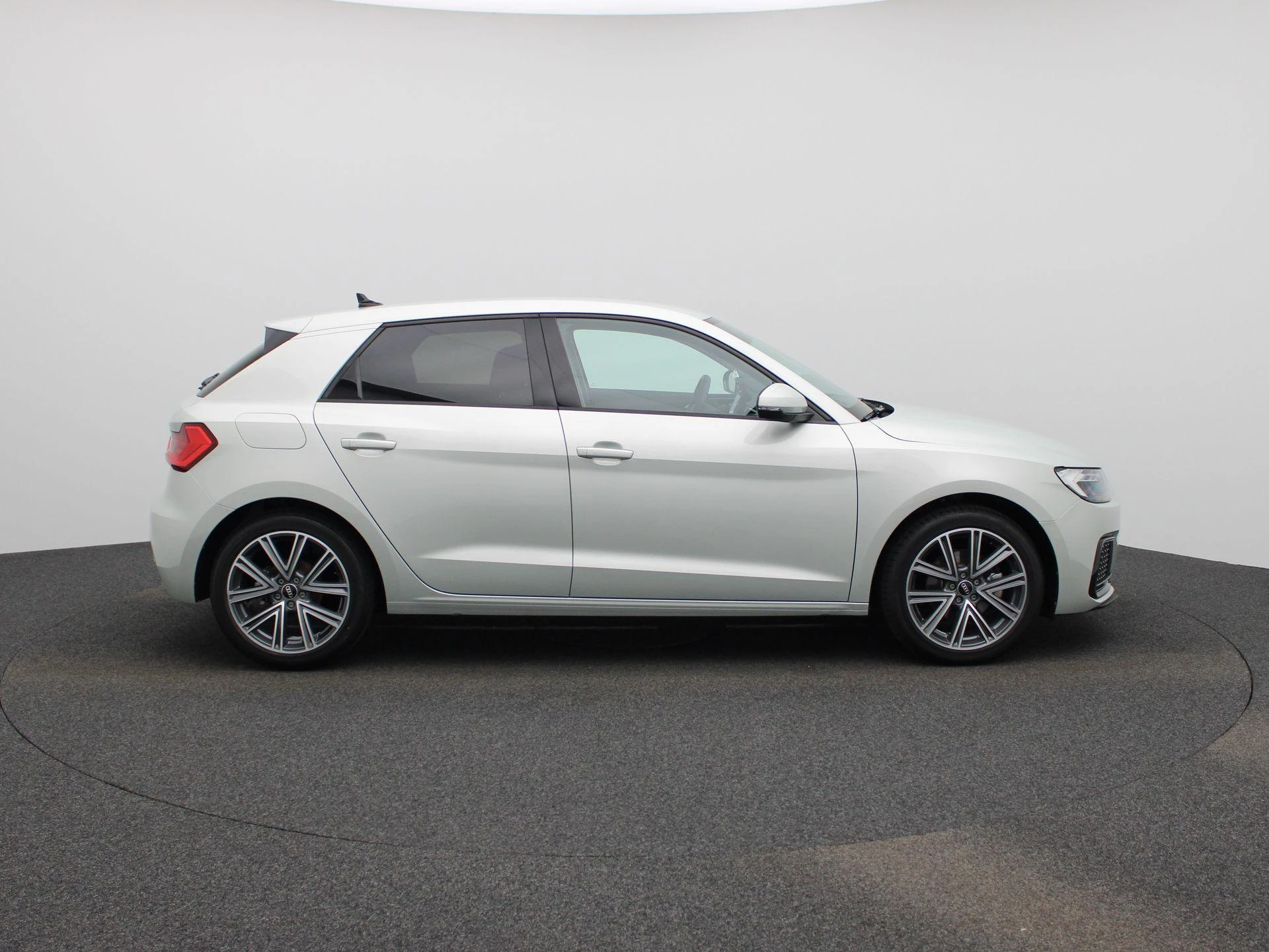 Audi-A1 Sportback-image-5