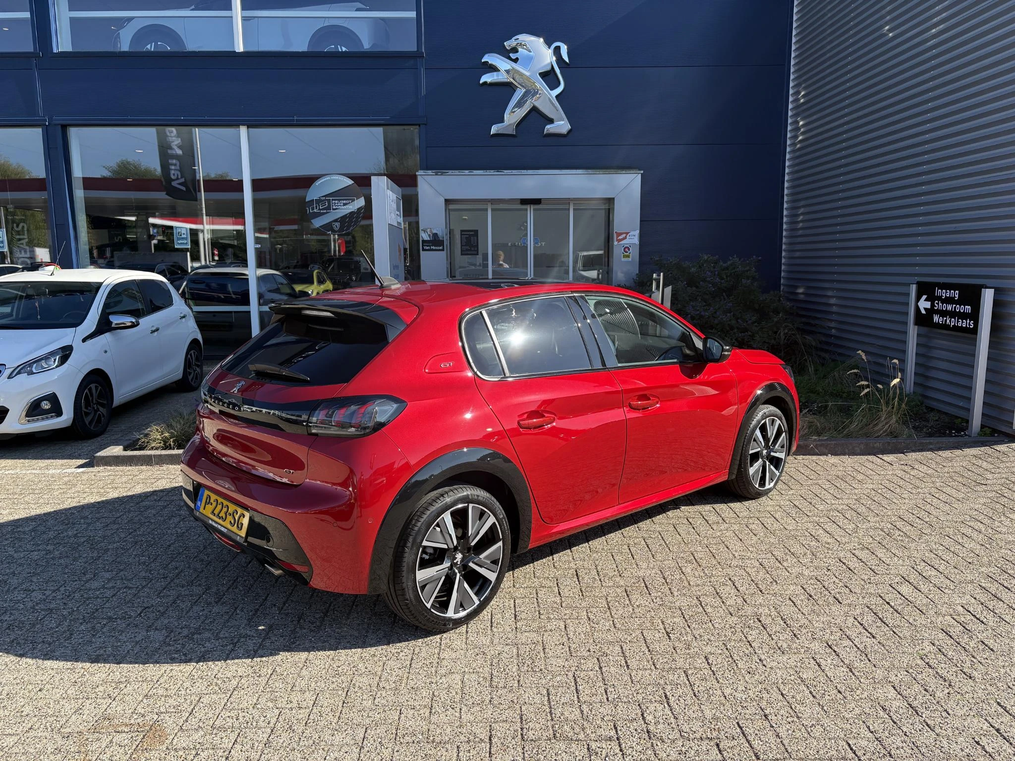 Peugeot-208-image-6
