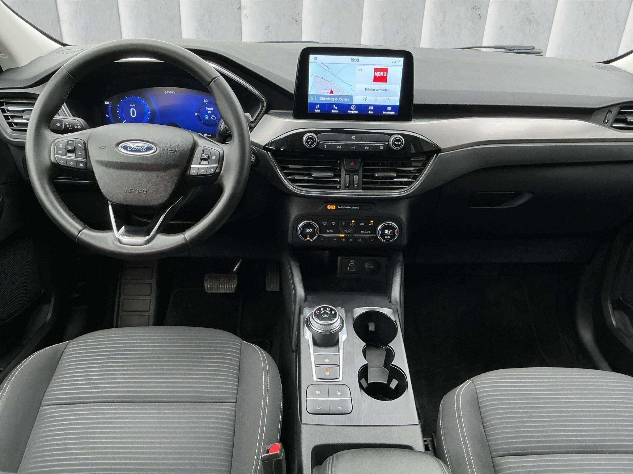 Ford-Kuga-image-11