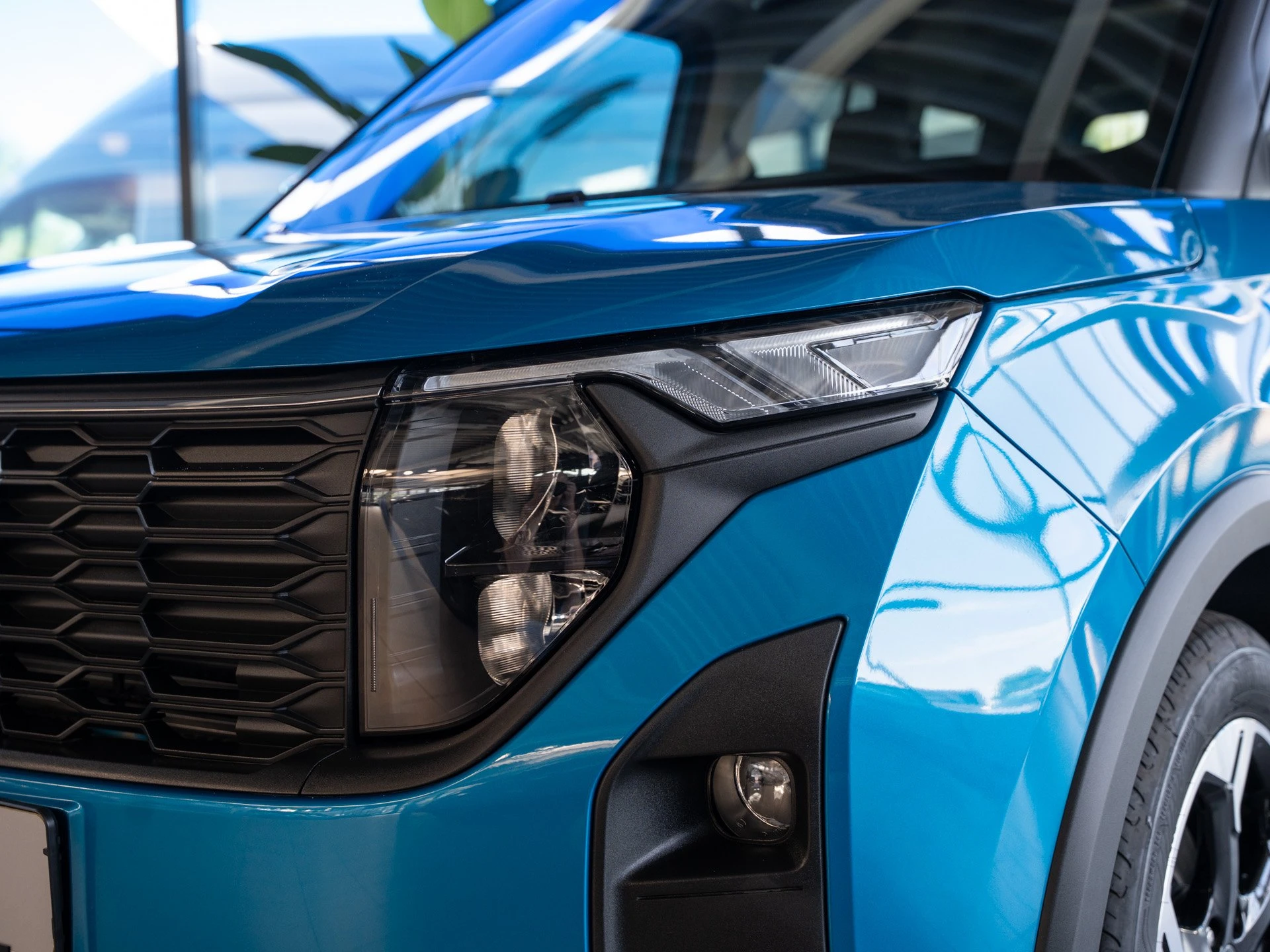 Ford Tourneo Courier Active 1.0 EcoBoost 92 kW Auto Kompaktvan. 5-türig