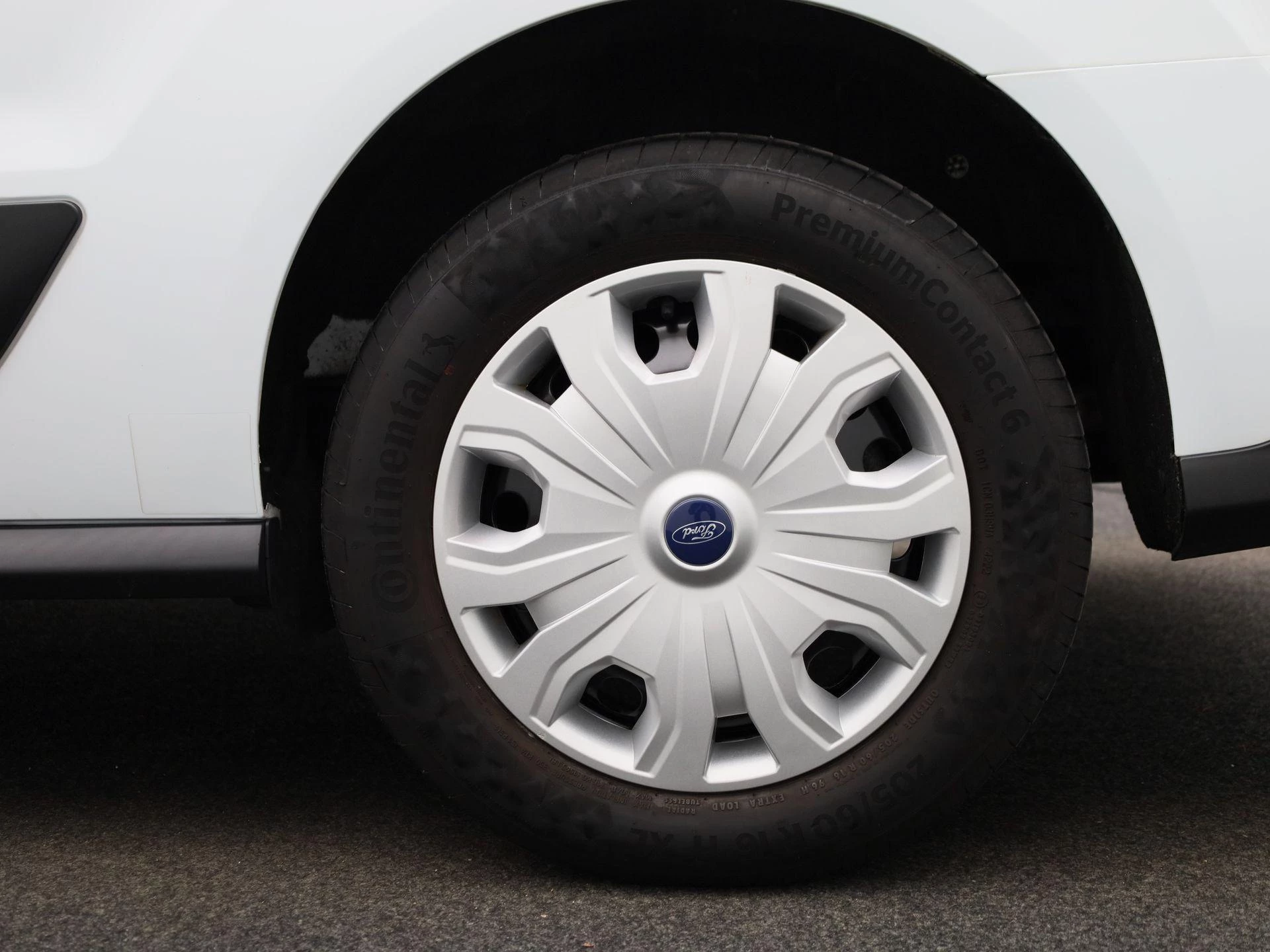 Ford-Transit Connect-image-19