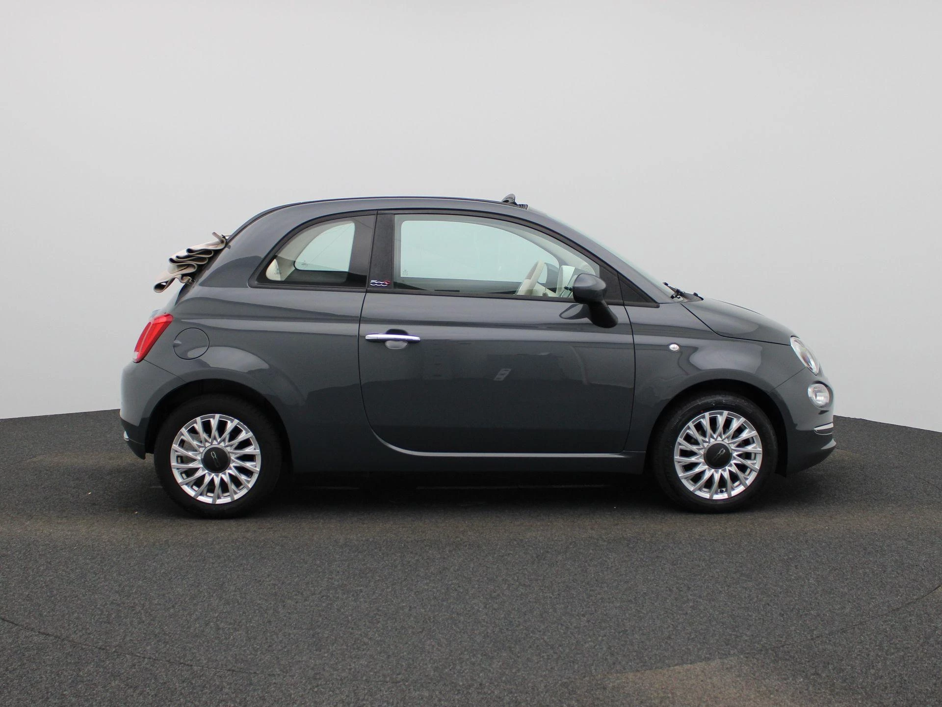 Fiat-500C-image-5