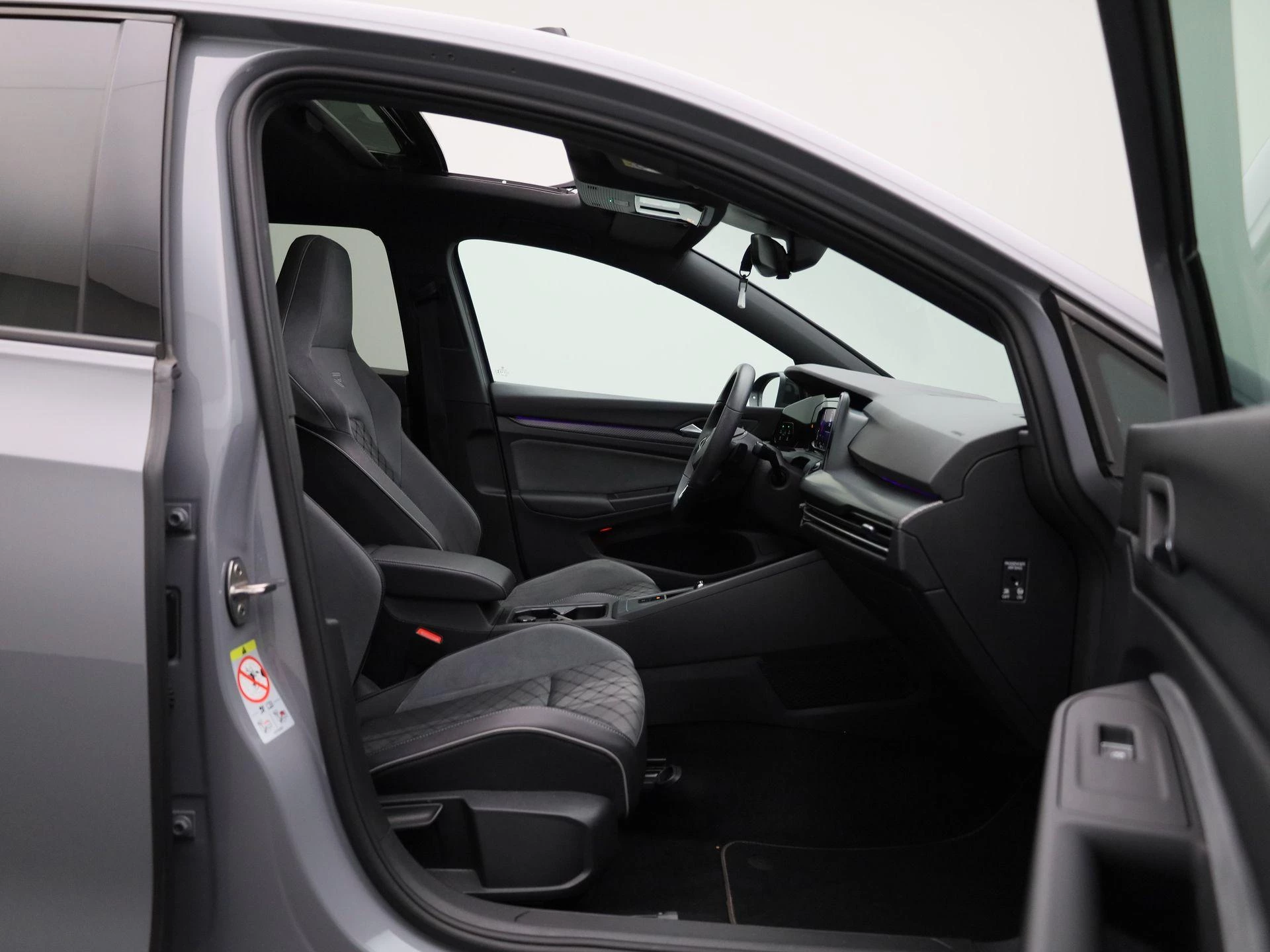 Volkswagen Golf 2.0 TSI R-Line