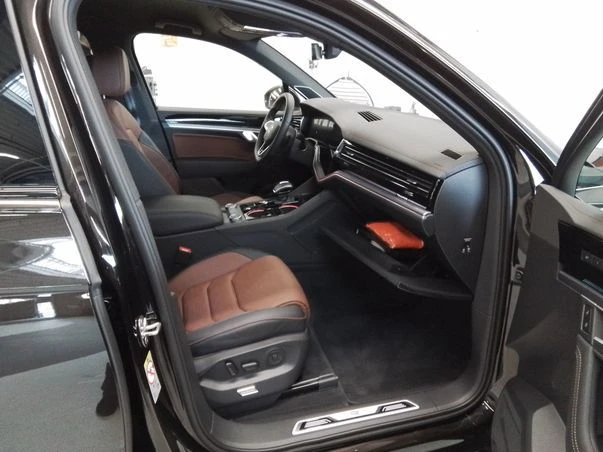 Volkswagen Touareg TDI 4Motion Tiptronic R-Line /MatrixLED