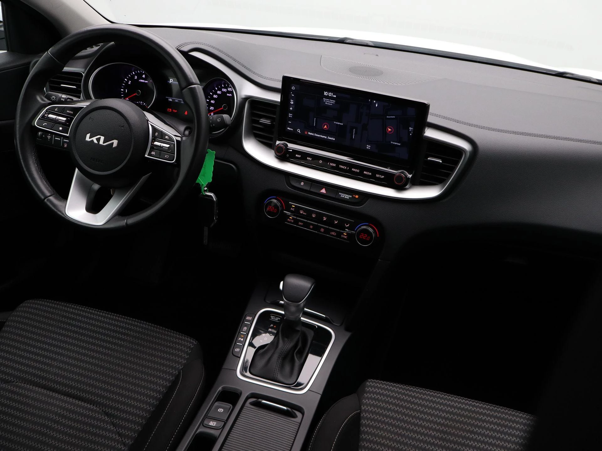Kia-Ceed Sportswagon-image-30