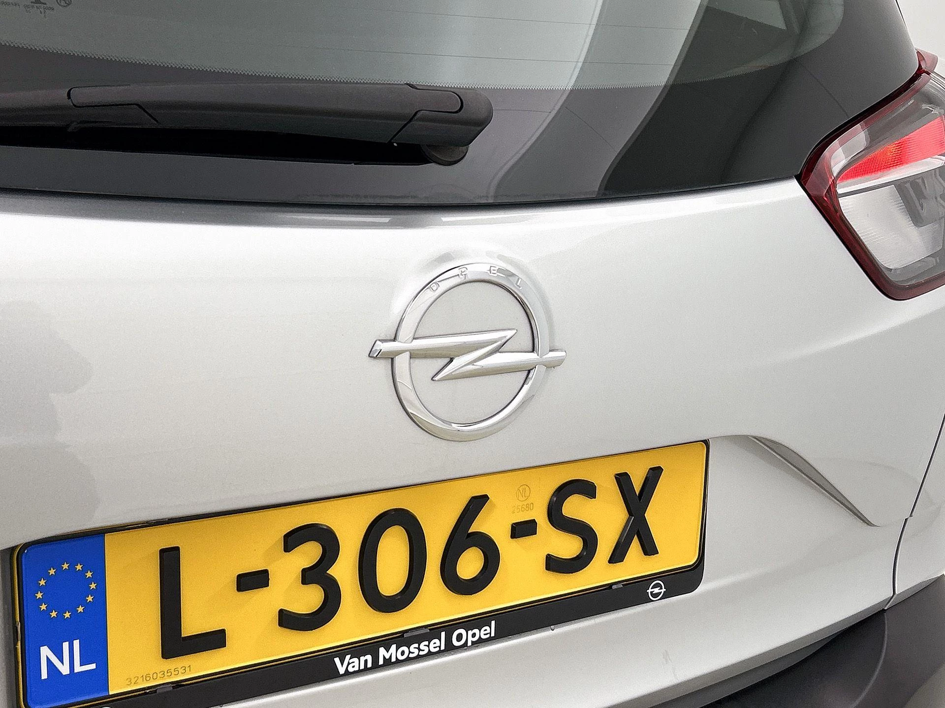 Opel Crossland X 1.2 Online Edition