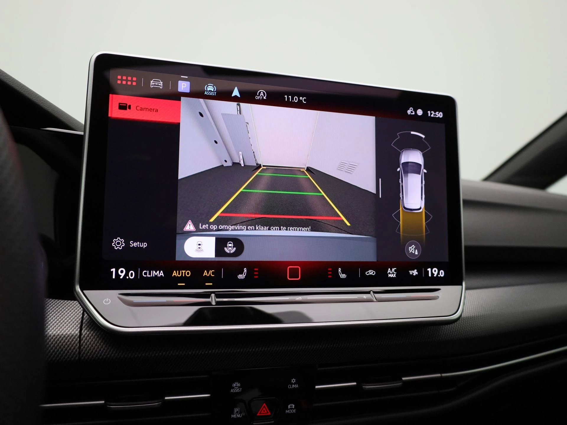 Volkswagen-Golf-image-15