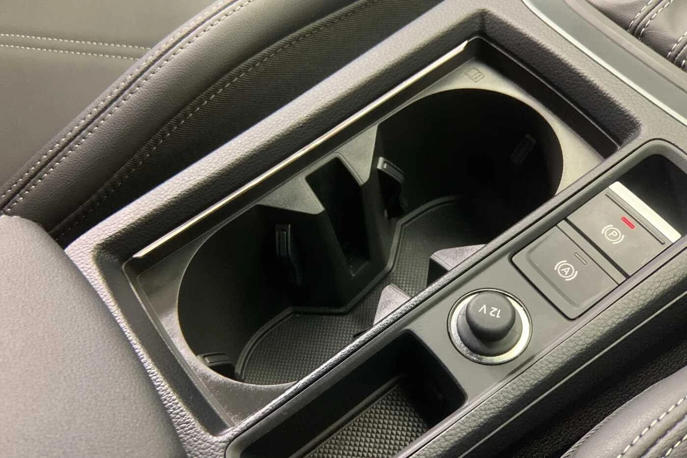 Audi-Q3-image-24