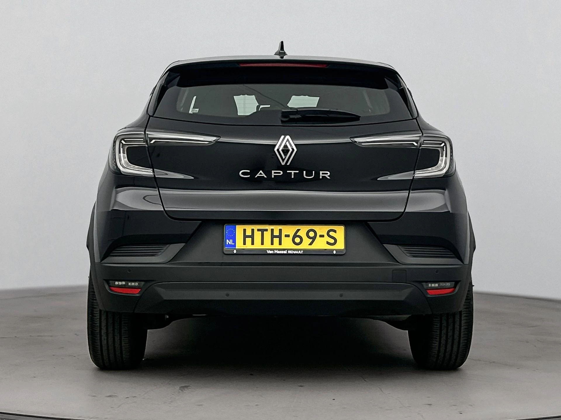 Renault-Captur-image-2