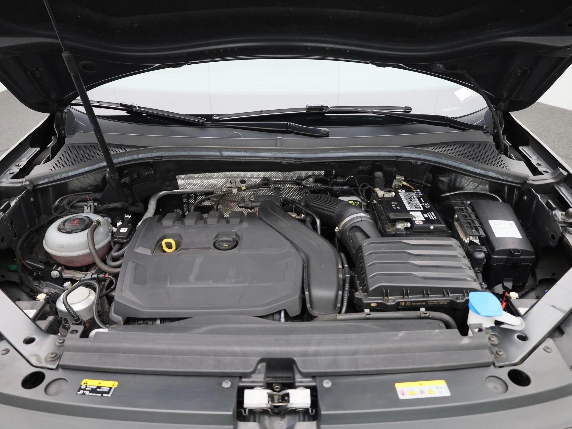 Volkswagen-Tiguan-image-36
