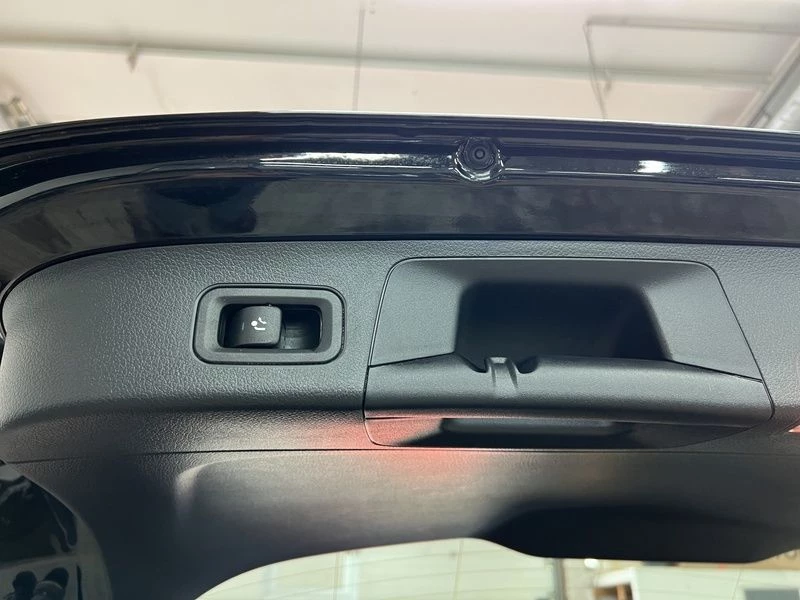 Mercedes-Benz GLA 200 PROGRESSIVE DISTRONIC MBUX KLIMA SHZ ProgressiveH247 GLA 200 PROGRESSIVE DISTRONIC MBUX KLIMA SHZ Progressive