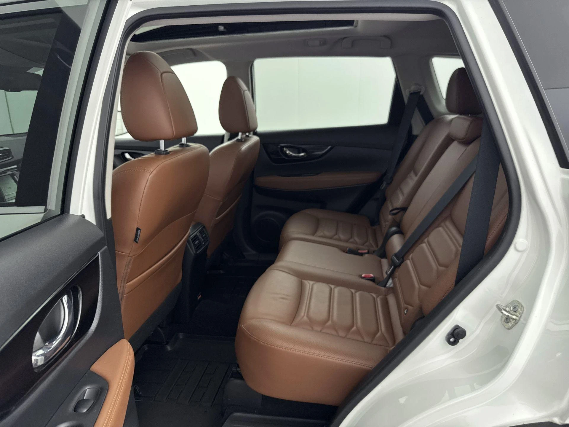 Nissan-X-Trail-image-25