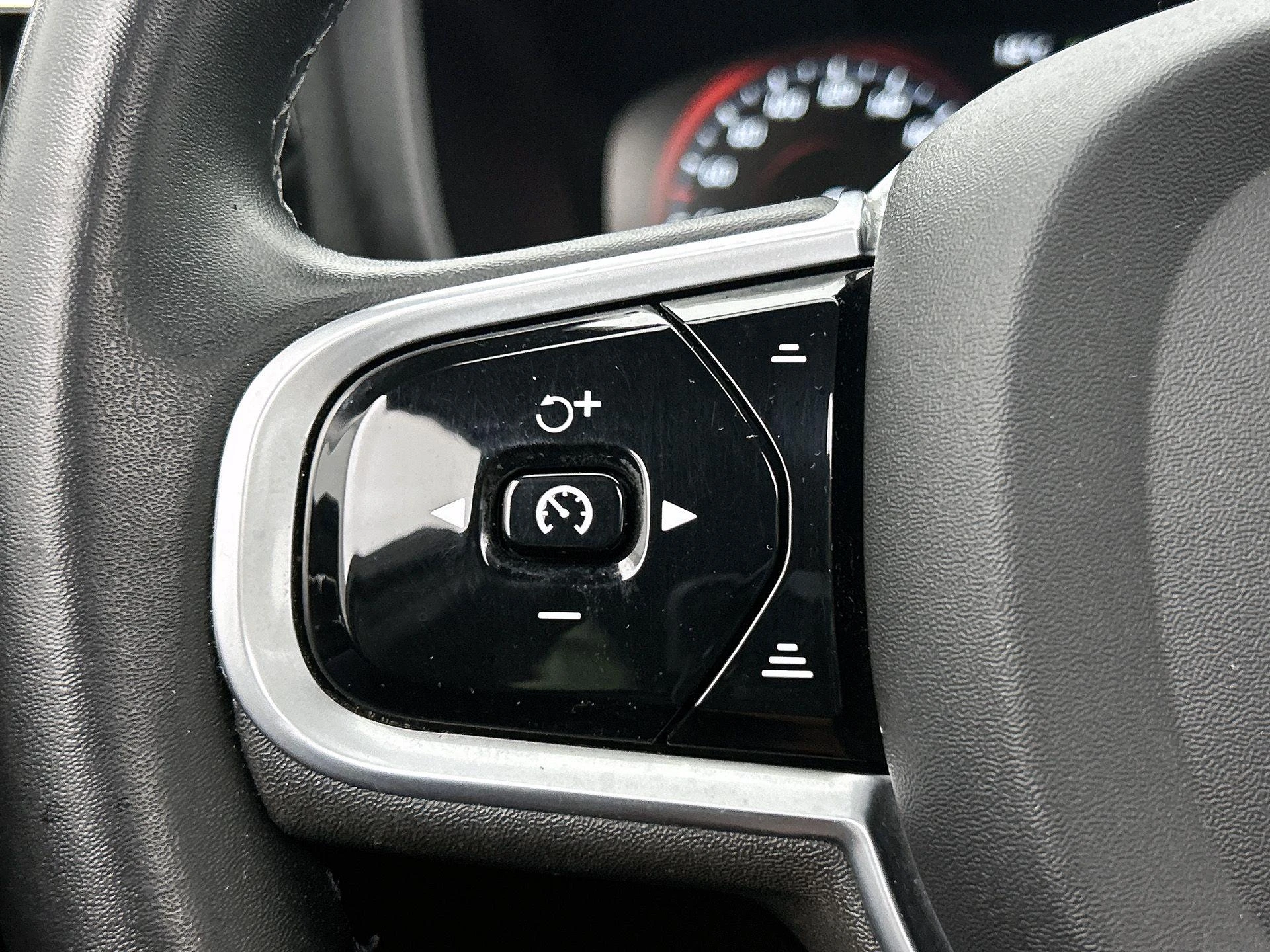 Volvo-V60-image-5