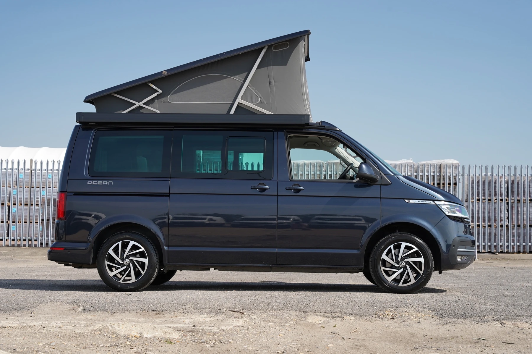 Volkswagen-California-image-18