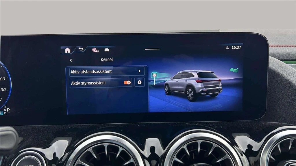 Mercedes-Benz-EQA-image-17