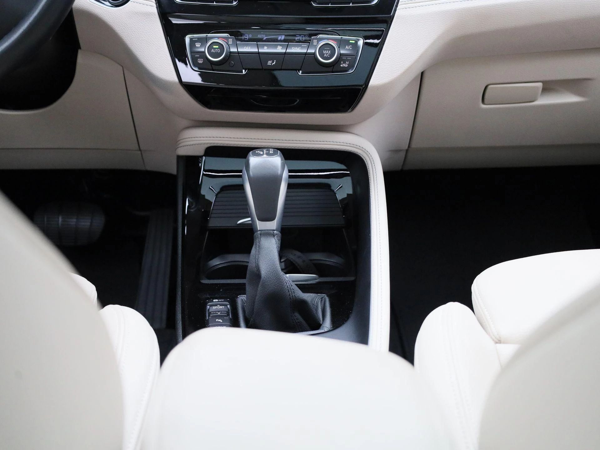 BMW-X1-image-9