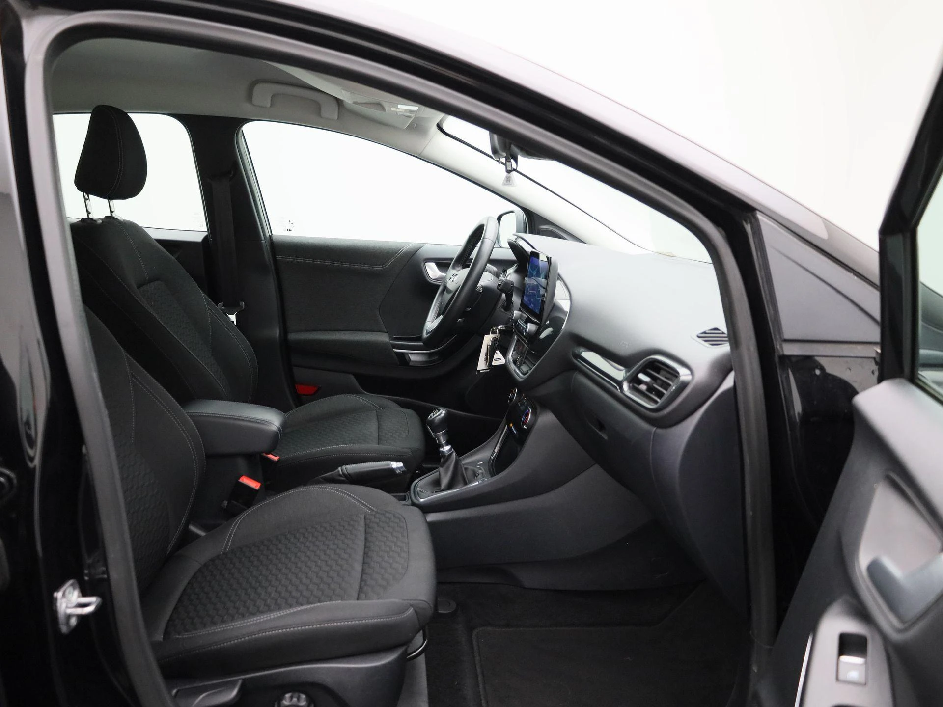 Ford-Puma-image-29