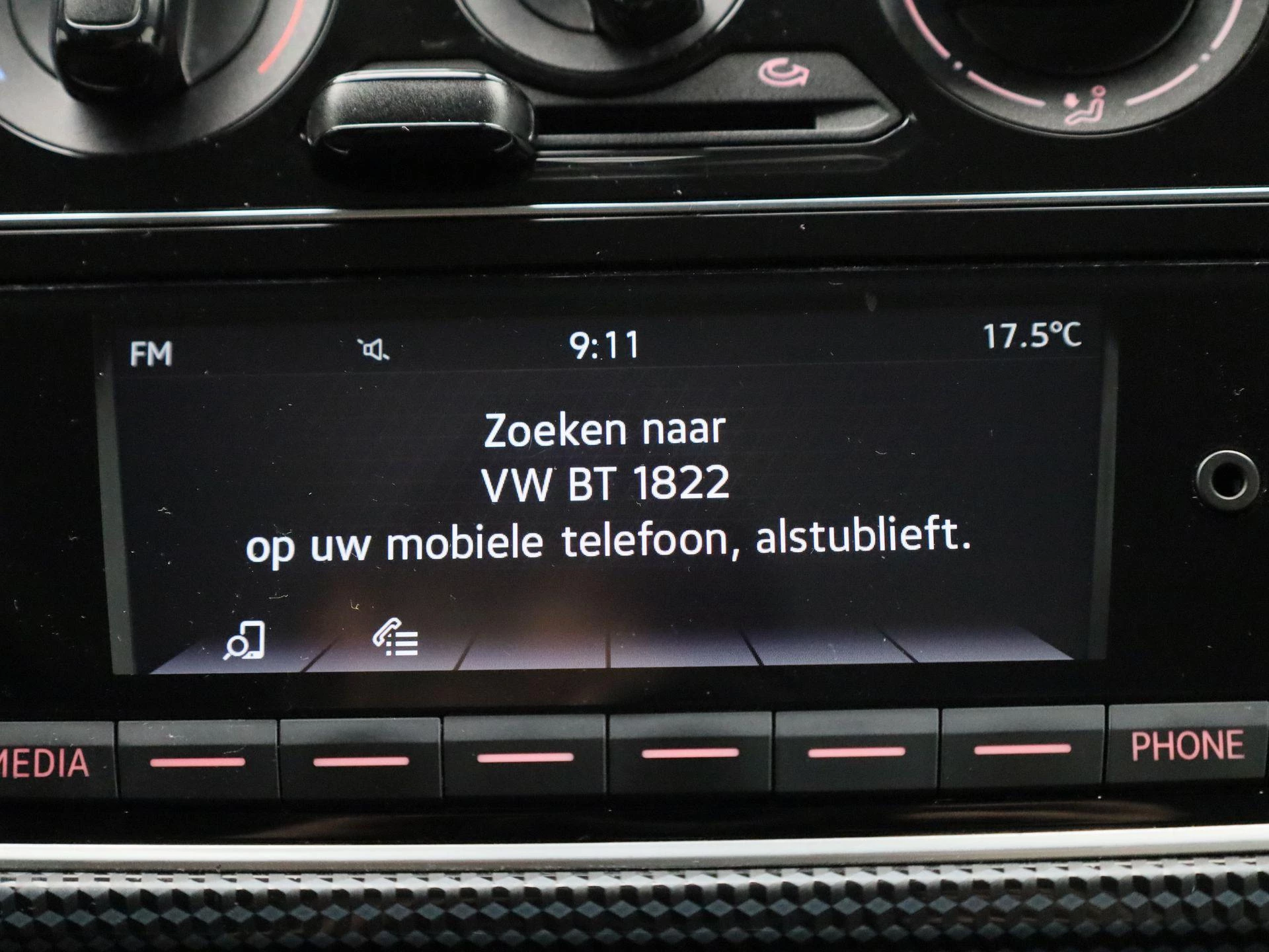 Volkswagen-up!-image-17