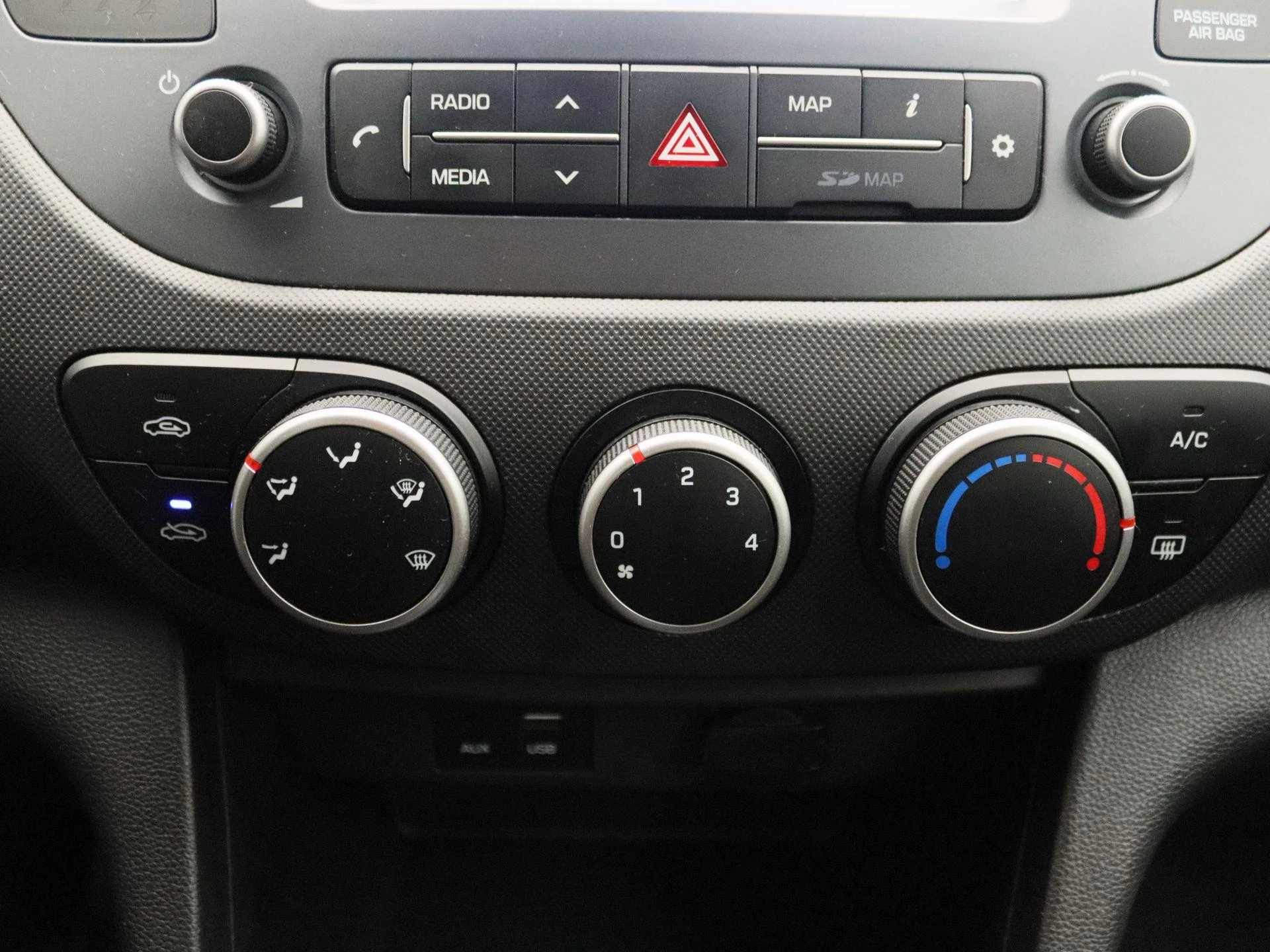Hyundai-i10-image-10