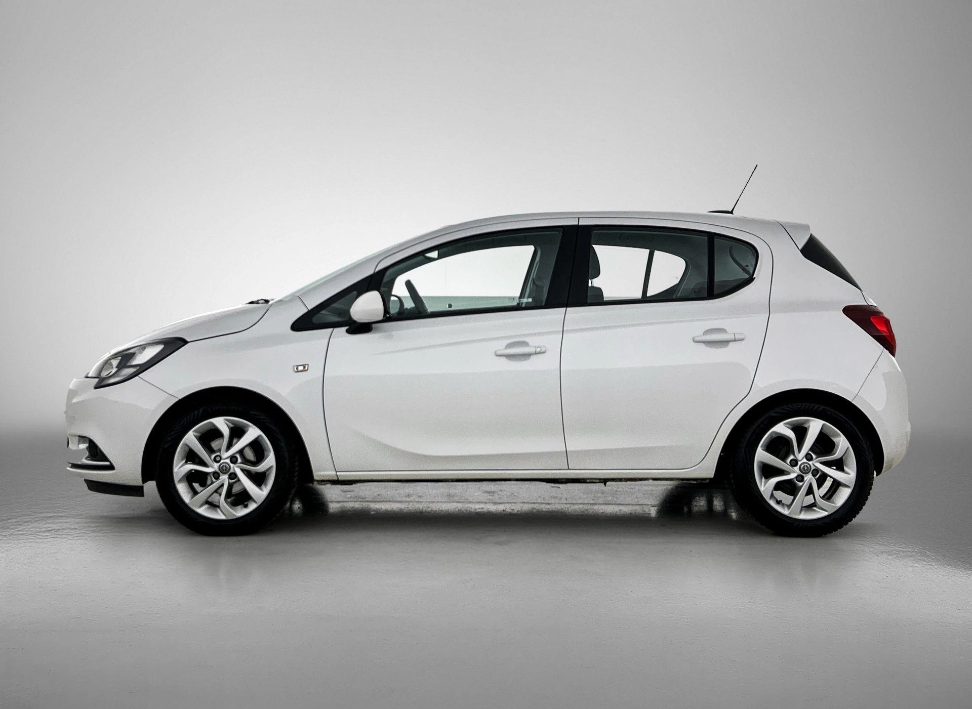 Opel-Corsa-image-1